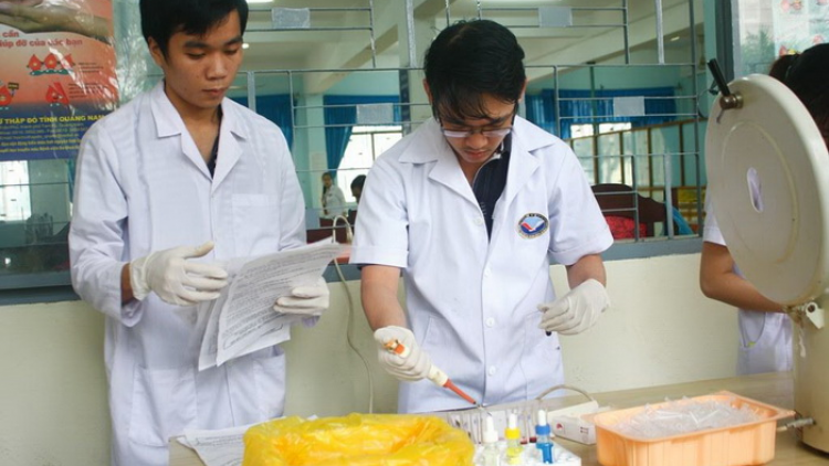 Quảng Nam t’bhlâng zêl cha’groong cr’ay k’hir