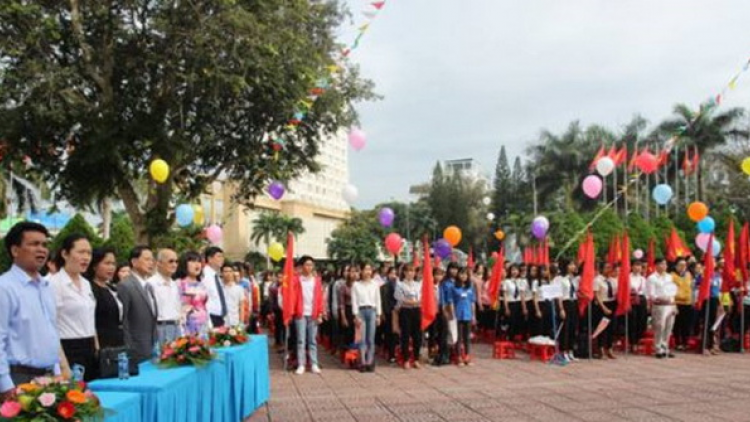 Đắk Lắk: K’đươi bhrợ Tuần lễ bhrợ têng học tập tất lang c’moo 2018
