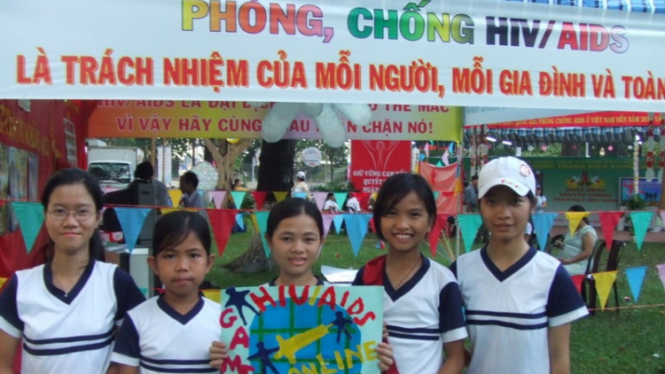 Quảng Ngãi: Mitinh xơợng đươi C’xêê pa bhrợ k’tiếc k’ruung zêl lâng cha groong HIV/AIDS