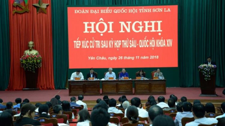 Phó Chủ tịch Thường trực Quốc hội Tòng Thị Phóng tr’lum lâng đhanuôr chr’hoong Yên Châu – Sơn La