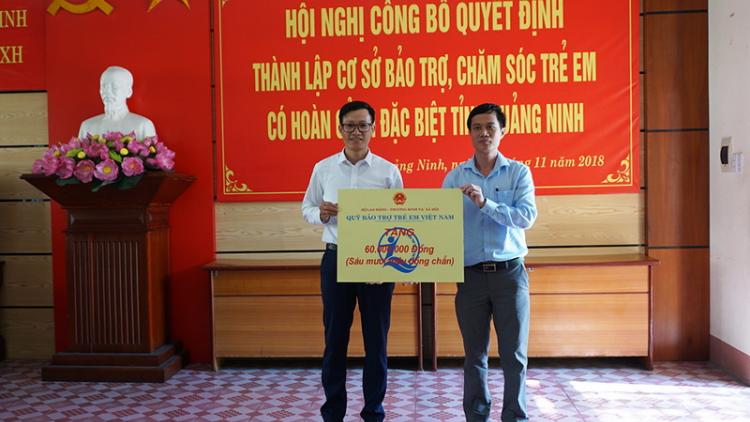 Quảng Ninh: Bhrợ t’váih Đong Zư lêy, x’mir p’niên lum pr’ặt tr’mông pa bhlâng zr’nắh da dô