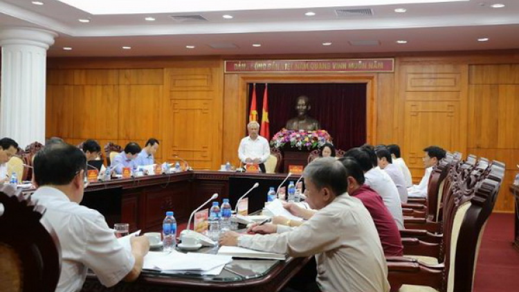 Phó Chủ tịch Quốc hội Uông Chu Lưu ch’mêết lêy bh’rợ zâl cha groong t’tông k’roóch đhị Lạng Sơn