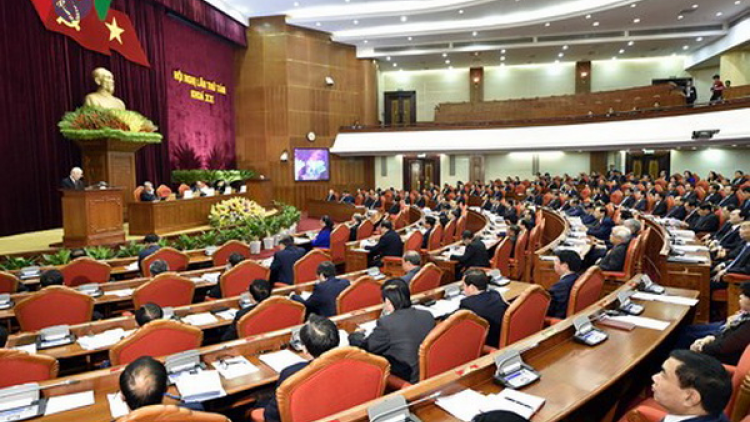 T’ngay bhrợ bhiệc thứ 3 âng Hội nghị g’lúh 8 Ban Chấp hành Trung ương Đảng khoá 12