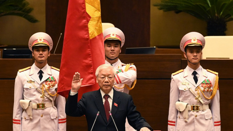 10 xa nay bh’rợ chr’nắp pa bhlâng âng k’tiếc k’ruung hêê nắc Đài P’rá Việt Nam xay moon