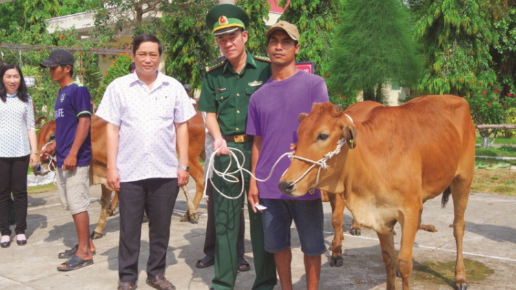 Pa dưr tr’mông tr’méh đoọng k’dhơợng nhâm c’noong k’tiếc