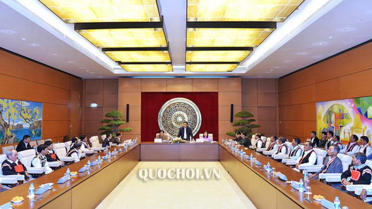 Hội đồng Acoon cóh âng Quốc hội: Lum mặt ma nứih chr’nắp bhlâng cóh tỉnh Gia Lai