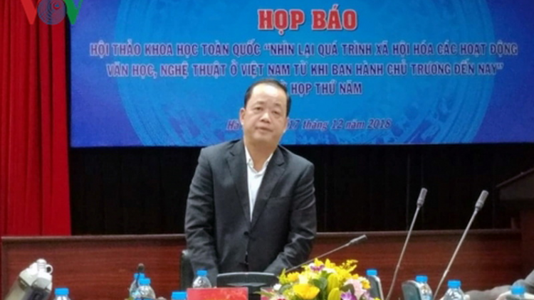 K’noọ ta bhrợ hội thảo ooy xã hội hóa bh’rợ văn học nghệ thuật
