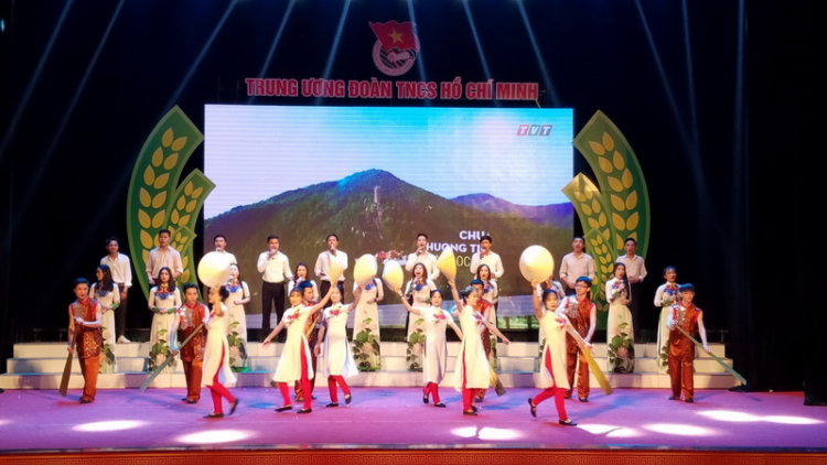 Trung ương Đoàn pa đớp Ch’ner g’lúh thi “ C’léh bh’rợ âng apêê xay trúih  p’too moon zư lêy môi trường”