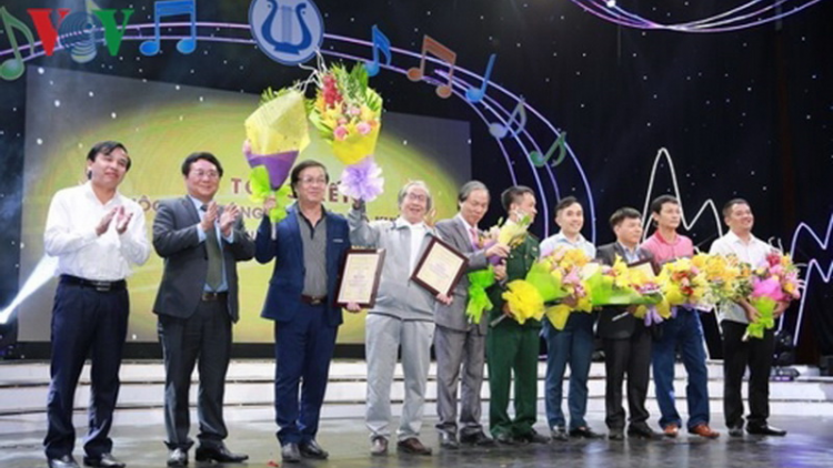 Nghệ An: Pa đớp ch’ner G’lúh thi xrắ t’váih pr’hát ooy vel đong Nghệ An