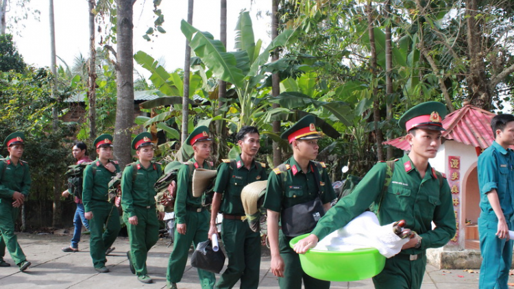Cần Thơ: Bấc bh’rợ pr’hay chr’nắp Tết quân dân 2019