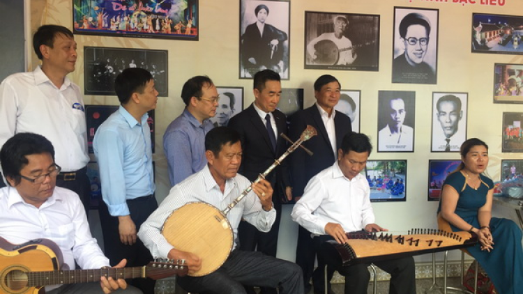 Tuyên Quang: Triển lãm xay p’cắh pazêng đợ cha nụp, pr’đươi c’kir văn hoá phi vật thể