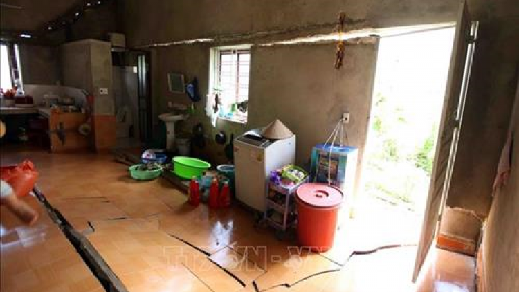 Lấh 60 pr’loọng đong đhanuôr cóh cr’noon Nà Phạ rơơm đơớh ta pa tơơi tơợ zr’lụ vêy đhr’năng hr’lang hr’cấh k’tiếc
