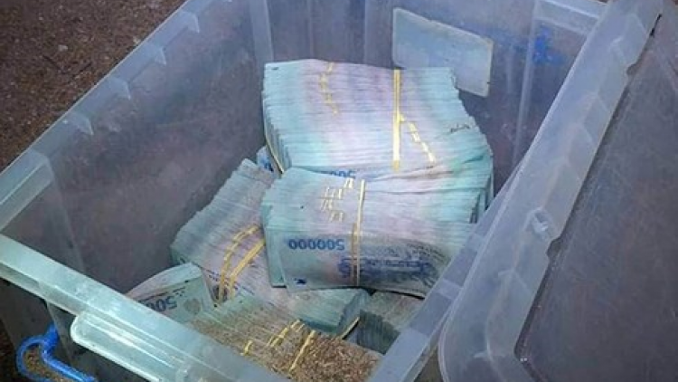 Pay pa chô 4,4 tỷ đồng cóh bh’rợ tông pay zên ngân hàng đhị thị xã Ninh Hoà, tỉnh Khánh Hoà