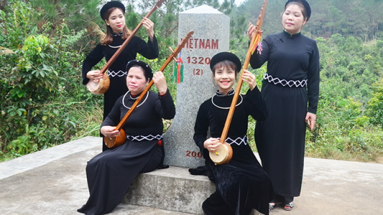 Quảng Ninh: Hát Then bơơn đươi dua ooy bh’rợ du lịch