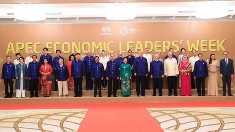 Bh’rợ chr’nắp pr’hay âng Chủ tịch k’tiếc k’ruung Trần Đại Quang cóh pazêng t’ngay cấp dal APEC 2017 đhị Đà Nẵng
