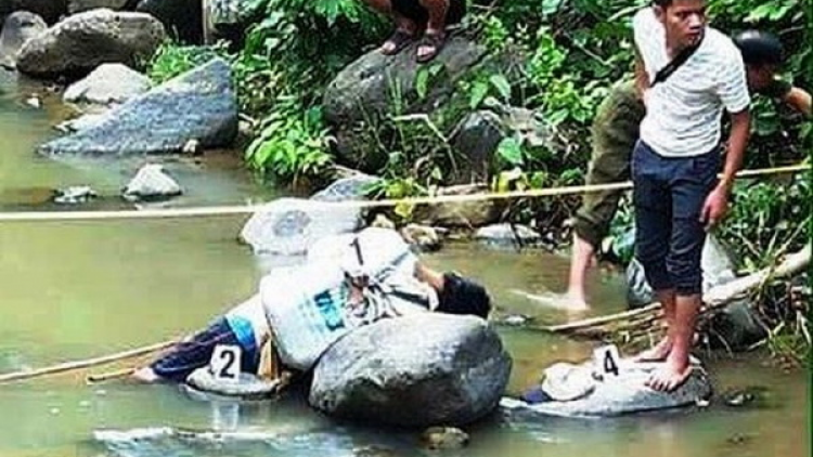 Thừa Thiên Huế: Pay đươi xung điện bơơn a xiu, muy cha nắc pân jứih lấh chệêt