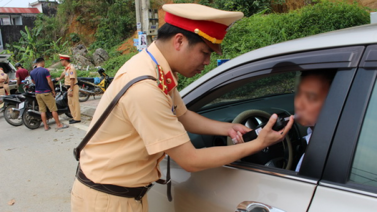 Bắc Kạn: T’bhlầng tệêm ngăn c’lâng p’rang đhị cr’chăl đhêy bhiệc bhan 2/9