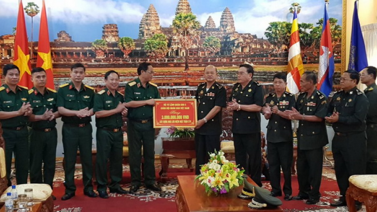 Bhrợ têng zr’lụ lưu niệm Bộ Tư lệnh Mặt trận 579 (Campuchia)