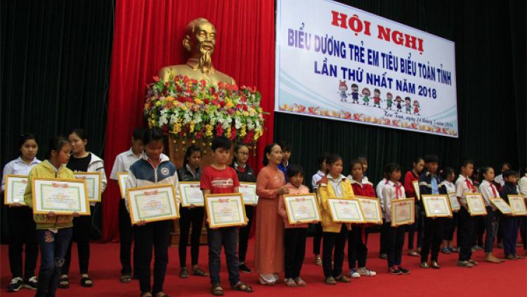 Kon Tum: Bhrợ têng hơnh déh p’niên tr’haanh prang tỉnh
