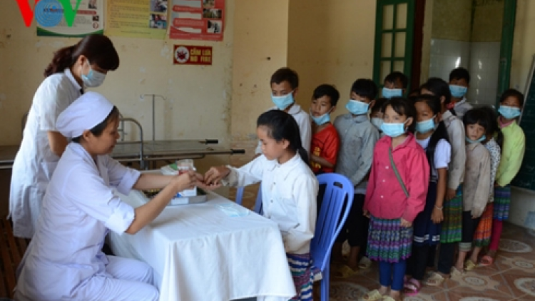 Lào Cai: Dưr váih pr’lúh cr’ay quai bị, a’duục cóh trường học