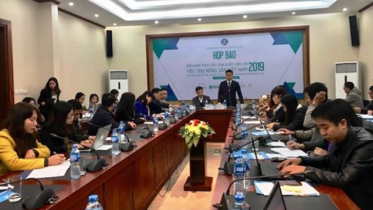 Diễn đàn "Thúc đẩy sản xuất gắn với tiêu thụ nông sản Việt Nam năm 2019"