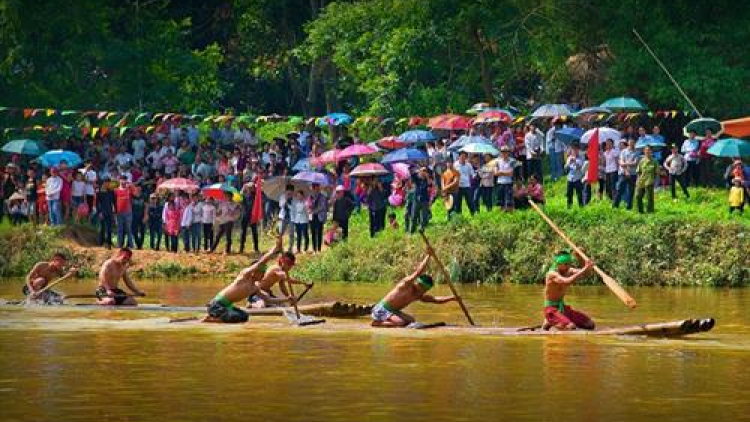 Bhiệc bhan Phài Lừa cóh Lạng Sơn