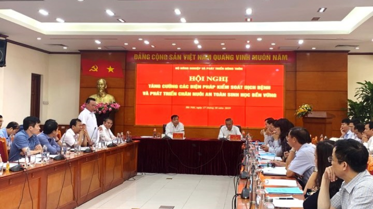 B’băn têêm ngăn học sinh chrooi đoọng bhrợ pa xiêr pr’lúh