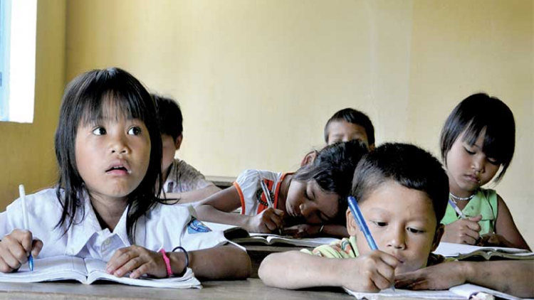 Xa nay bh’rợ sữa học đường đoọng ha học sinh 6 chr’hoong k’coong ch’ngai Quảng Nam