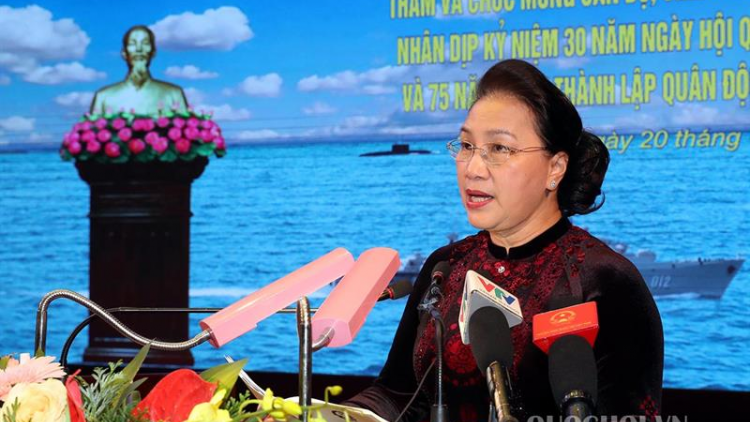 Chủ tịch Quốc hội tươc lum lêy, haanh deh Quân chủng Hải quân, Quân khu 3