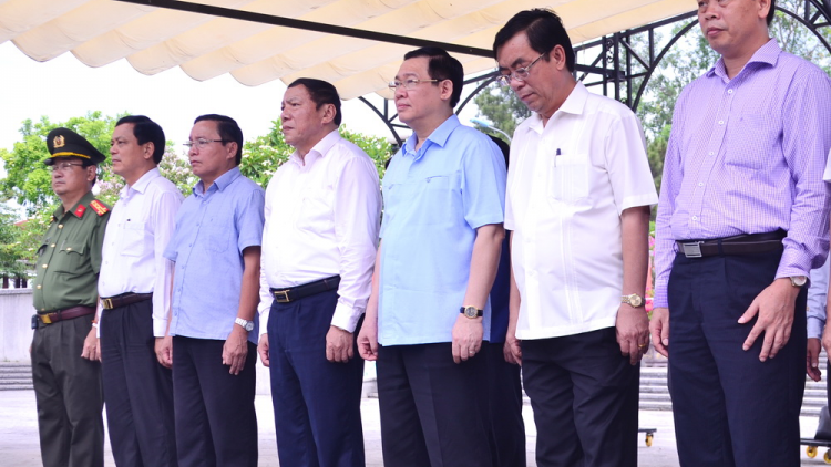 Phó Thủ tướng Vương Đình Huệ bhrợ bhiệc đhị tỉnh Quảng Trị