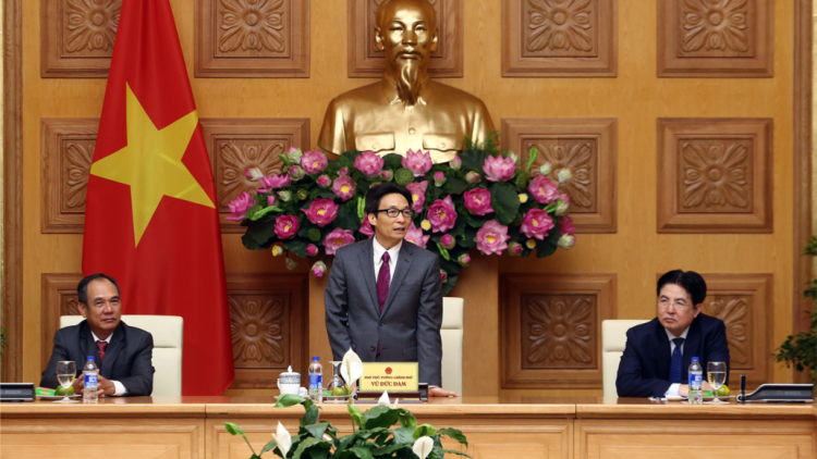 Phó Thủ tướng Vũ Đức Đam lưm, pa ặt k’bhúh ma nuýh vêy công tỉnh Tiền Giang
