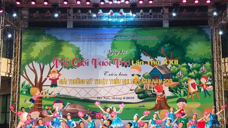 Bhiệc bhan tơợp bhrợ “ T’ngay hội bha lang k’tiếc lang p’niên k’tứi g’lúh 22”c’moo 2019