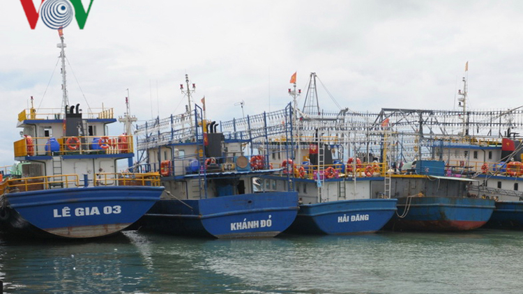 Quảng Ngãi: K’ha riêng bhuông a’xiu cắh ơy bơơn ra lắp pr’đươi lêy cha mêết