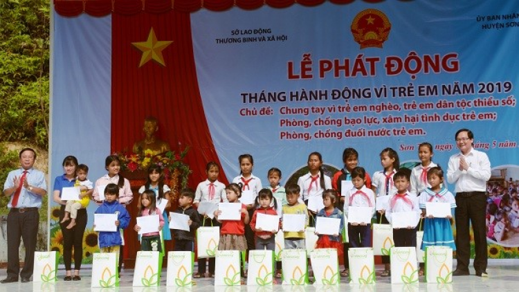 Quảng Ngãi: Lấh 38 tỷ đồng zooi zúp p’niên