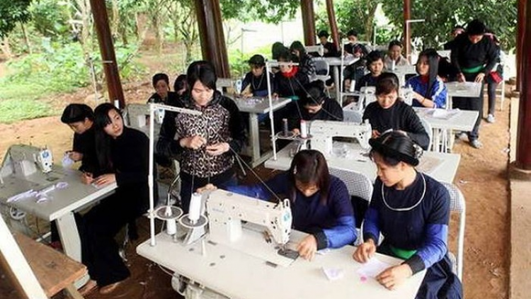 Lai Châu: Bhrợ lớp pa choom bh’rợ tr’nêng đoọng ha pân đil acoon cóh