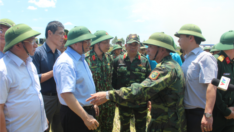 Bộ Chỉ huy Quân sự Hà Tĩnh t’bhlâng bhrợ pazêng bh’rợ đơớh hân zâl cha groong roóh crâng