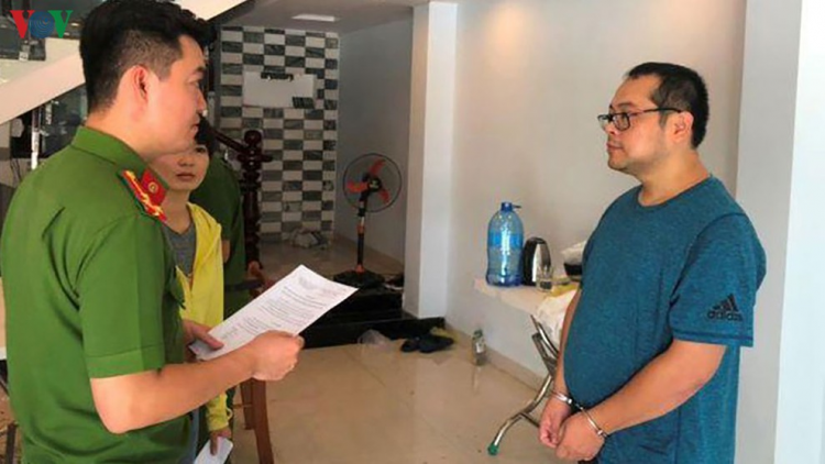 Đà Nẵng: Khởi tố tu bhiệc, khởi tố ma nuyh bhrợ lêt, cọop crọol 4 c’xêê k’bhuh ma nuýh Trung Quốc bhrợ têng phim sex (phim căh liêm ta nih)