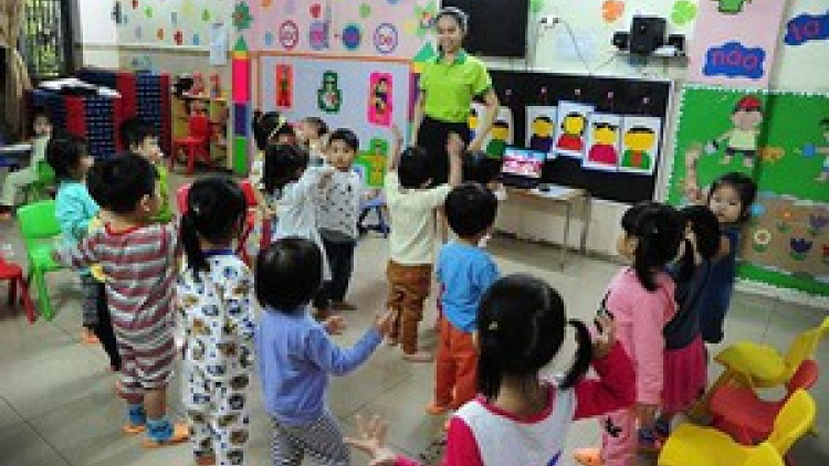 Zooi p’niên zr’lụ da ding ca coong Yên Bái choom prá xay p’rá Việt