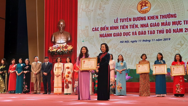Hà Nội hơnh deh apêê ngai giáo viên liêm choom bhlâng