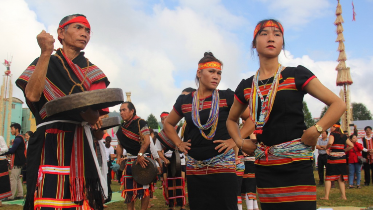 Ma nứih Bhnong cha ha roo t'mêê