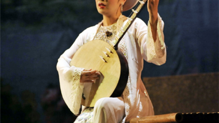 "Duyên phận phải chiều” - NSƯT Thu Huyền, Quốc Phòng