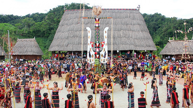 Nghĩa tình Tây Giang