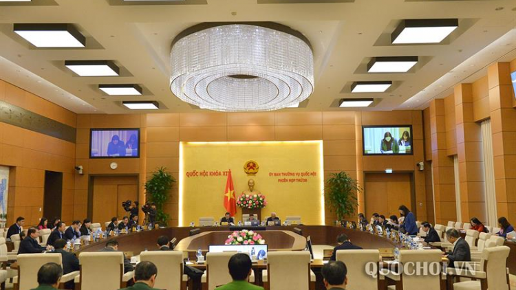 Pr’họp g’lúh 30 âng Ủy ban Thường vụ Quốc hội