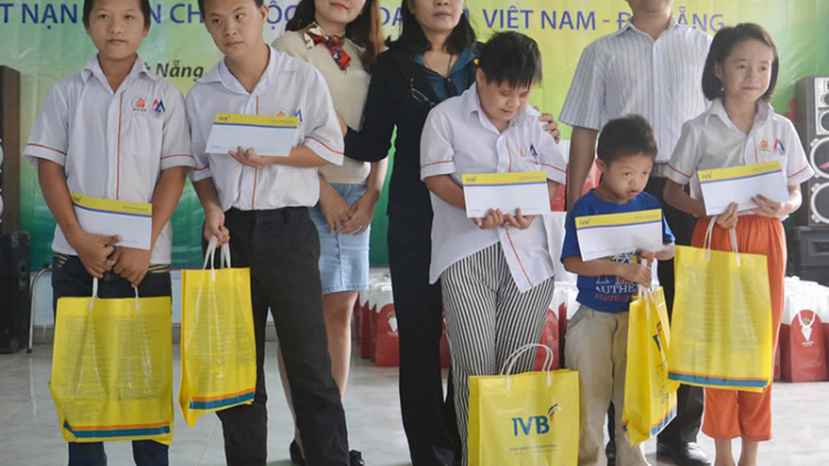 Đà Nẵng lấh 10 tỉ đồng k’rang lêy đoọng tết ha pêê chất độc da cam