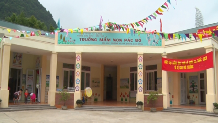 Cao Bằng: Bhrợ padưr vel bhươl t’mêê lêy oó ta pưn ting thành tích