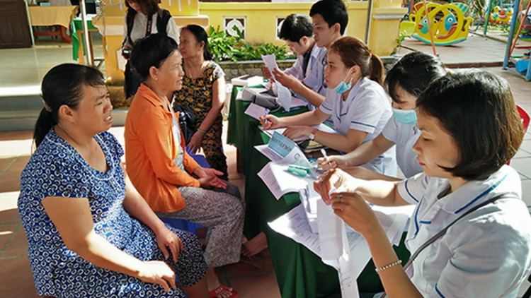 Khám zư padứah cr’ay doọ pay zên đoọng ha đhanuôr cóh đảo Cù Lao Chàm