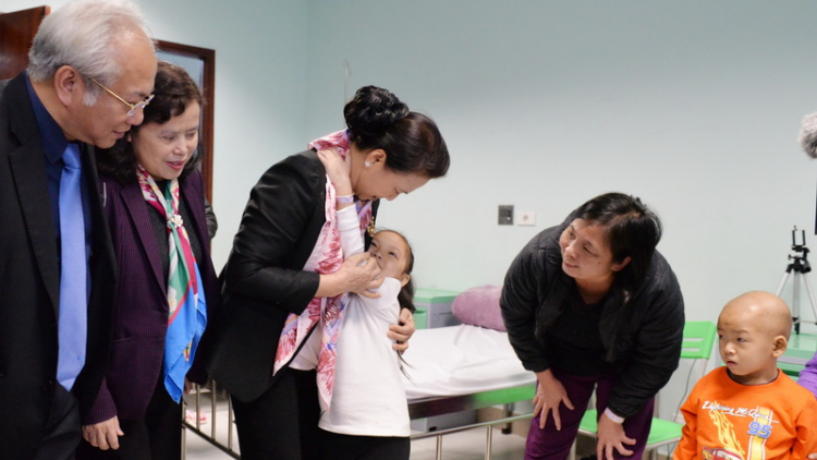 Chủ tịch Quốc hội lum, đoọng pr’hêl ha pêê ngai p’niên ca ay
