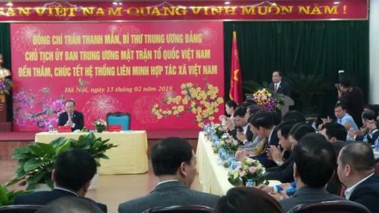 Chủ tịch Ủy ban Trung ương MTTQ Trần Thanh Mẫn: Bhrợ bhr’lậ đhr’năng “ Bhơi bơr n’lung,  a óc bơr đong”