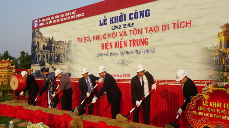 Thừa Thiên Huế: Bhrợ têng pa liêm cớ c’cir điện Kiến Trung Đại Nội Huế