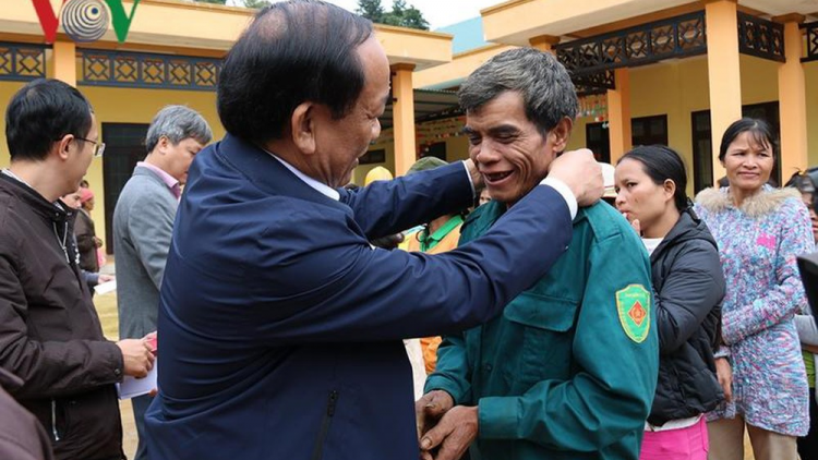 Bh’rợ pa chô dưm c’rơ g’lêếh cóh da ding ca coong Quảng Nam